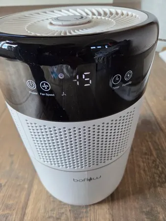 BoFlow EvoMist40 luchtbevochtiger in werking met display, getest door fysioengezond.nl