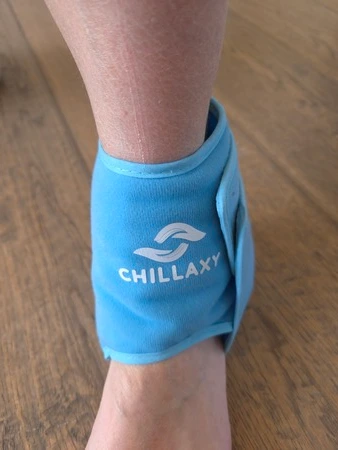 Chillaxy coldpack voor de enkel mediaal vooraanzicht, getest door fysioengezond.nl