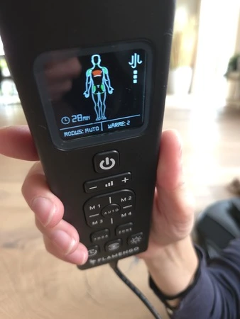 Flamengo InfraStretch massagemat afstandsbediening met modus, getest door fysioengezond.nl